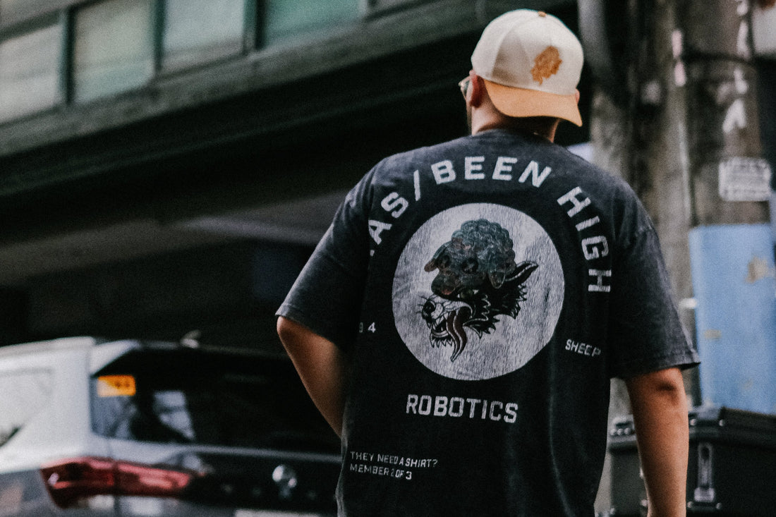 ROBOTICS CLUB OVERSIZED HEAVYWEIGHT TEE 01
